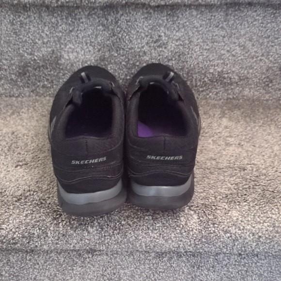 Skechers Black Casual Sneakers Minimalist Design - Picture 4 of 6